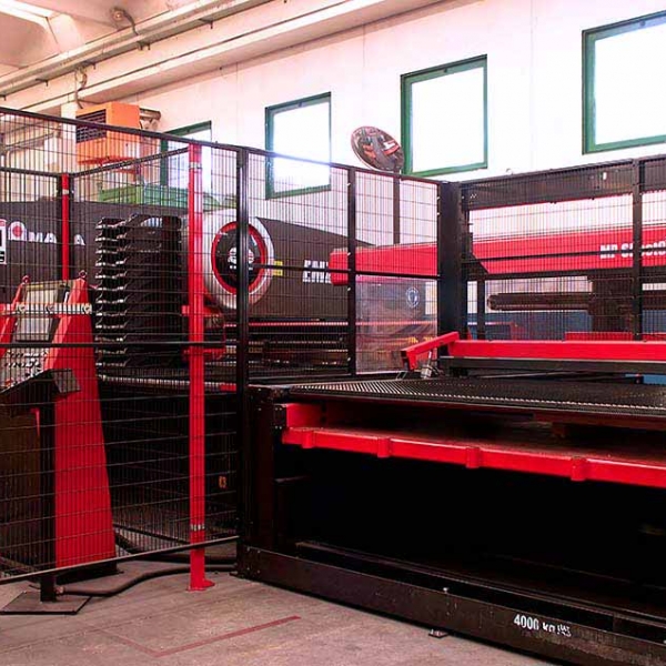 PUNZONATRICE EMZ 3610 NT AMADA